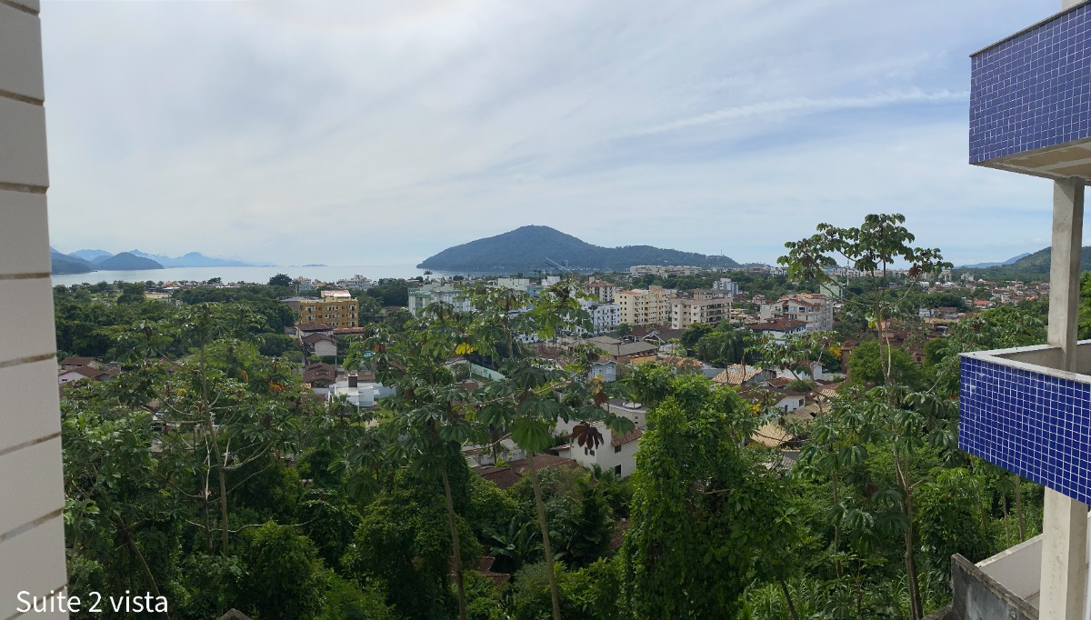 Apartamento à venda na Barra da Lagoa em Ubatuba/SP com vista para o mar, 3 suítes, varanda gourmet e área de lazer completa.