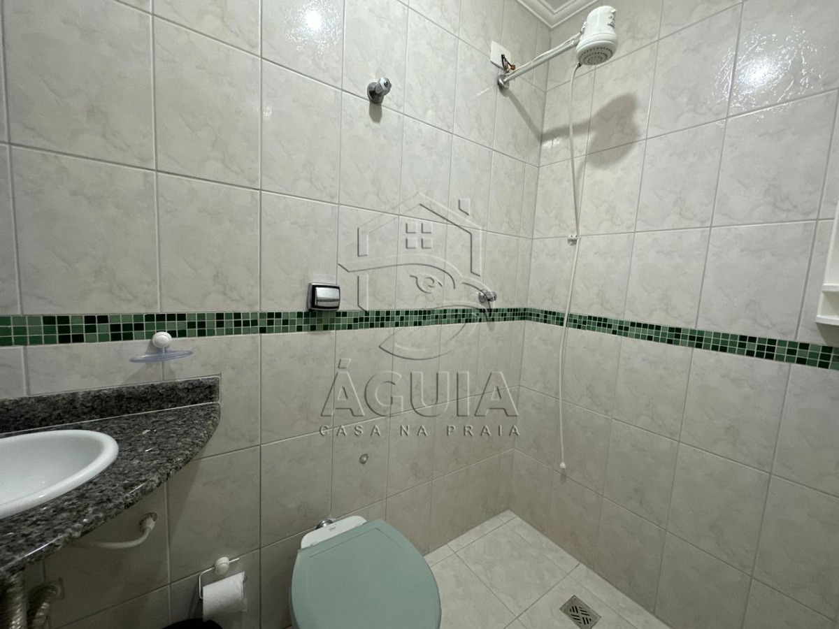 Apartamento à venda no Acaraú em Ubatuba com 3 suítes, varanda gourmet e duas vagas cobertas, próximo às praias do Litoral Norte.