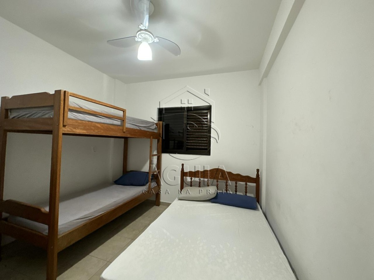 Apartamento à venda no Acaraú em Ubatuba com 3 suítes, varanda gourmet e duas vagas cobertas, próximo às praias do Litoral Norte.