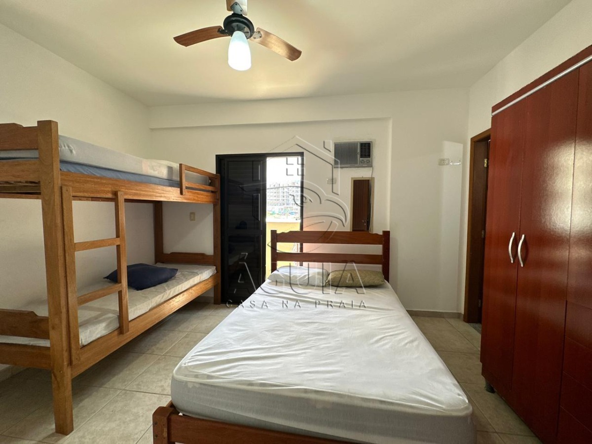 Apartamento à venda no Acaraú em Ubatuba com 3 suítes, varanda gourmet e duas vagas cobertas, próximo às praias do Litoral Norte.