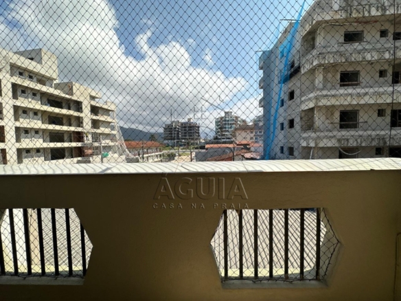 Apartamento à venda no Acaraú em Ubatuba com 3 suítes, varanda gourmet e duas vagas cobertas, próximo às praias do Litoral Norte.