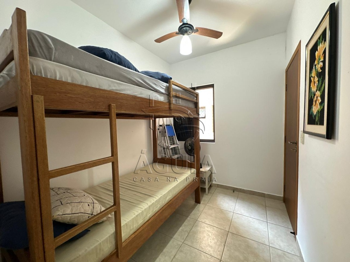 Apartamento à venda no Acaraú em Ubatuba com 3 suítes, varanda gourmet e duas vagas cobertas, próximo às praias do Litoral Norte.