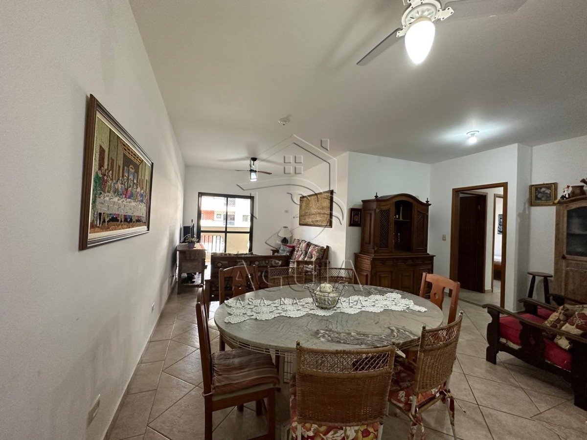 Apartamento à venda no Acaraú em Ubatuba com 3 suítes, varanda gourmet e duas vagas cobertas, próximo às praias do Litoral Norte.