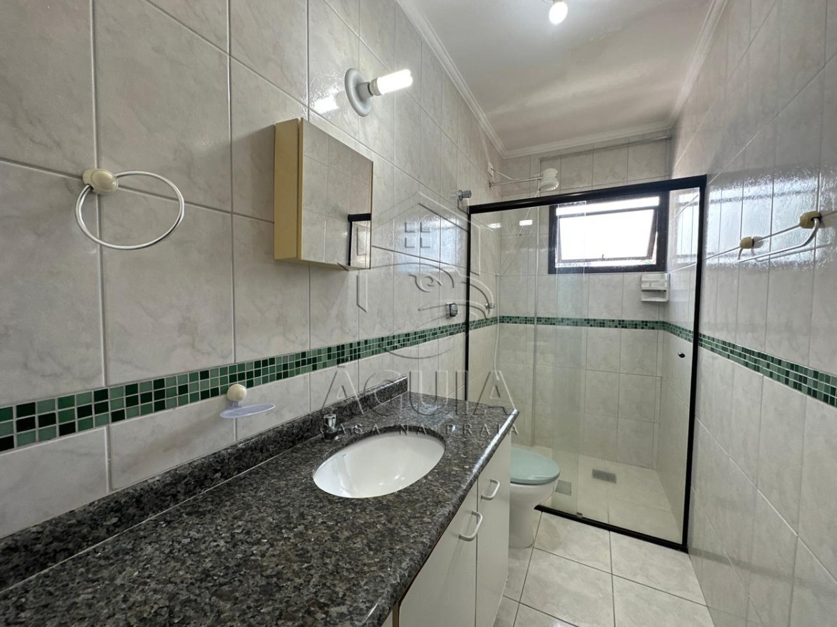 Apartamento à venda no Acaraú em Ubatuba com 3 suítes, varanda gourmet e duas vagas cobertas, próximo às praias do Litoral Norte.