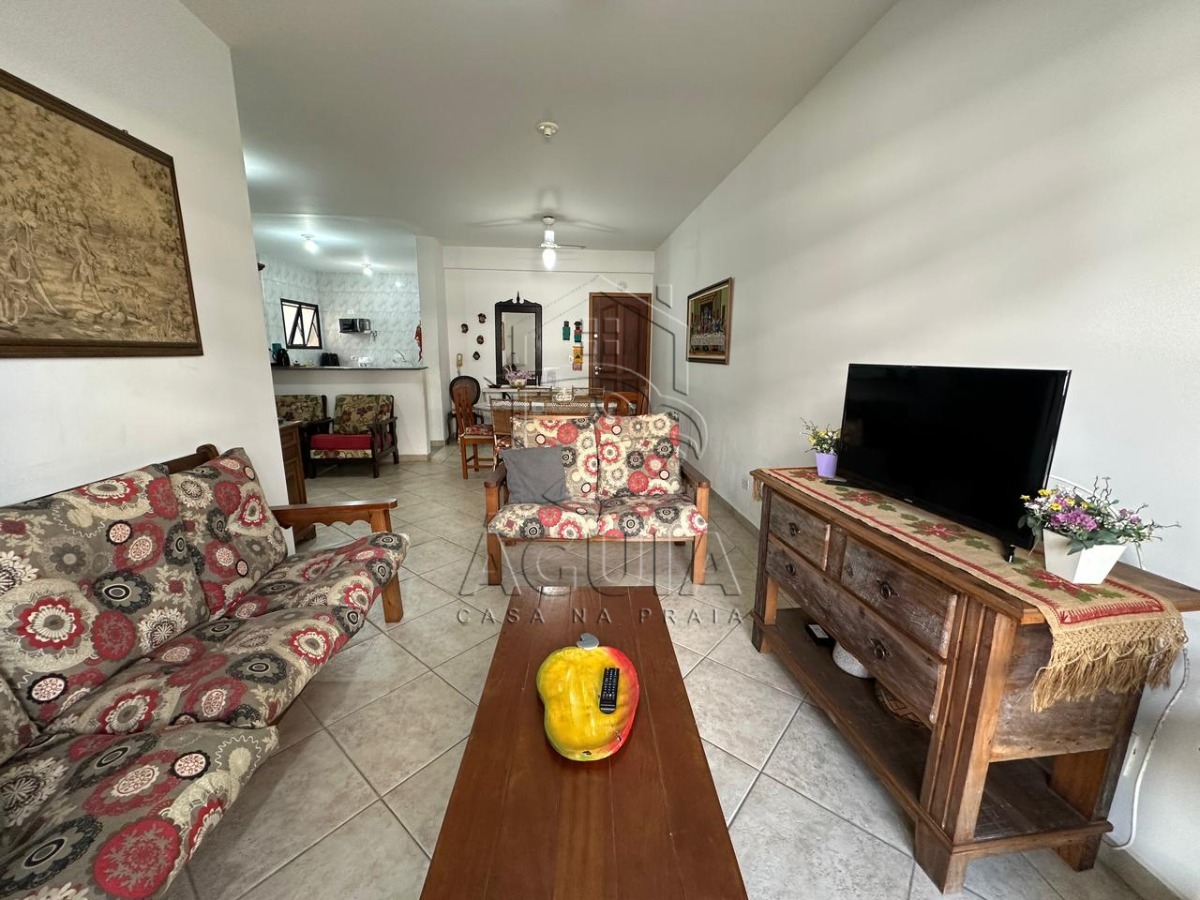 Apartamento à venda no Acaraú em Ubatuba com 3 suítes, varanda gourmet e duas vagas cobertas, próximo às praias do Litoral Norte.